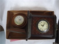Flat of clocks