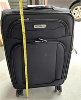 Samsonite 22 inch carry on suitcase