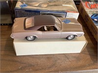 1969 Buick Riviera 2 Tone Lavender