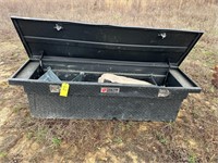 TRUCK BED TOOL BOX / CONTENT