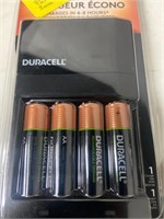 Duracell 4 pack AA batteries w charger