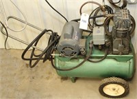 horizontal air compressor with DOERR 1.5hp