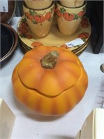 Pumpkin cookie jar