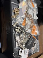Lot of assorted miscellaneous jewelry returns
