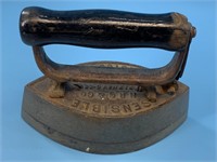 Old flat iron with detachable handle, Sensible, Ma