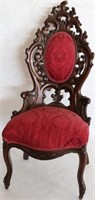 BELTER STYLE CARVED WALNUT SIDE CHAIR, SOLID