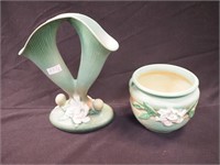 Two Roseville art pottery Gardenia pattern items: