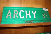 STREET SIGN - ARCHY ST