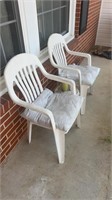 3 plastic outdoor chairs