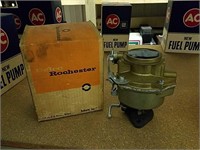 NOS 1932-1952 Delco Rochester Carburetor