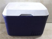 Rubbermaid Cooler