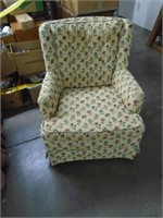 LINVING ROOM CHAIR