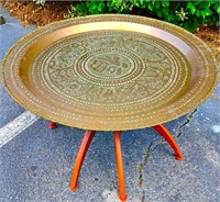 29" BRASS TRAY ON MID CENTURY WOOD TABLE STAND