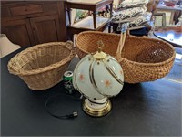 2 VTG Wicker Baskets & Lamp