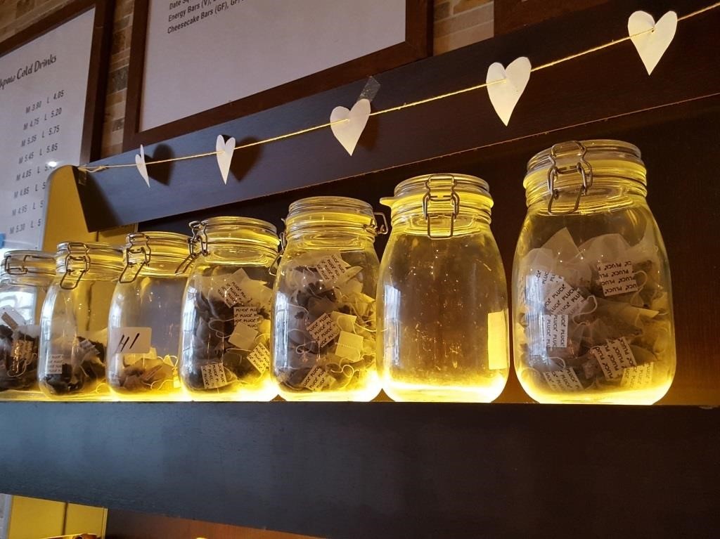 glass jars asst Pluck teas