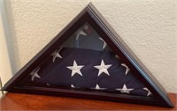 F - AMERICAN FLAG IN TRIBUTE BOX (A15)