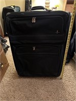 atlantic suitcase with rollers - large
