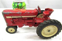 IHC 1/16 Scale Ertle Tractor #958