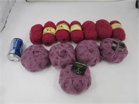 12 pelotes de laine neuves