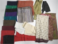 18 ASSTD. WOMEN'S SCARVES