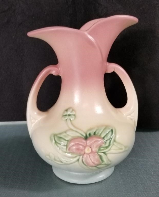 Hull Art USA W8 7 1/2 Pottery Vase Double