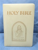 VINTAGE FAMILY HOLY BIBLE*RELIGIOUS BOOKS