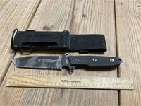Smith & Wesson Knife w/ Sheath