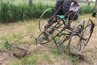 one row horse cultivator