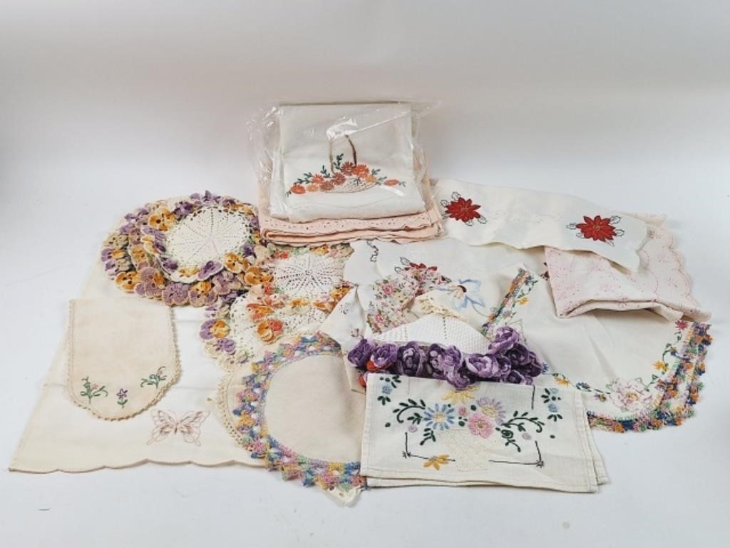 Vintage Crochet, Doilies, Placemats