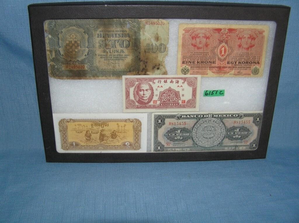 Collection of world currency