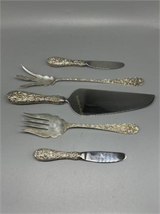 Stieff Sterling ware - 5 pcs - (2) butter knives,