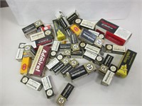 COLLECTION OF MORE THAN 30 VINTAGE TUBES