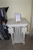 White End Table/Bird House Accent