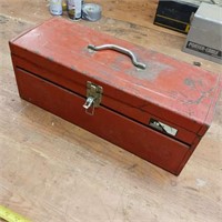 Metal Vermont American Tool Box w/Tray