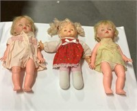 3 dolls