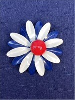patriotic metal flower brooch