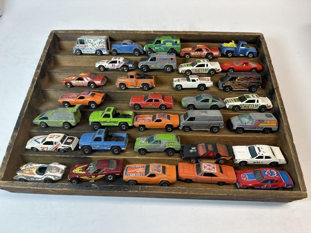 33 Hot Wheels, Matchbox, and Other Cars on