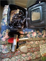 Brushes & Cosmetic Case