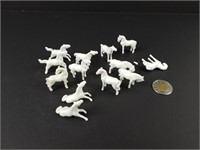 Chevaux miniatures en céramique