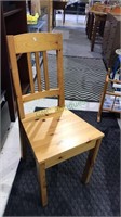 Pine side chair, (790)