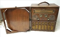 RCA Radiola 26 Portable Super-Het Radio Set