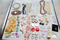 44 Pcs. Fantastic Costume Jewelry Collection!