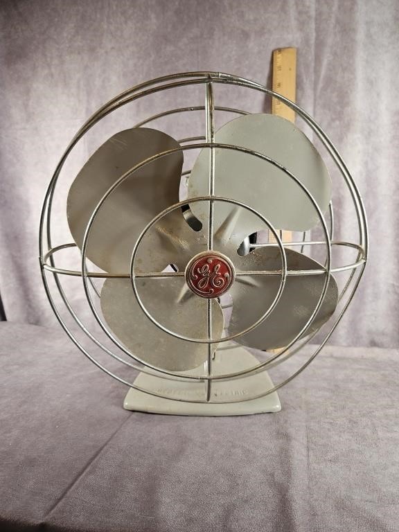 1950'S GE GENERAL ELECTRIC OSCILLATING FAN