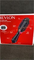 Revlon 1 Step Hair Dryer & Volumizer