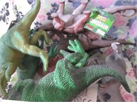 MEMORY BOX OF NEW TOY DINOSAURS