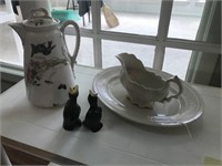 2 pie birds, gravy boat, tray and tea pot