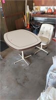 29.5x40x30in table &1 chair
