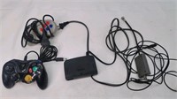 Nintendo video cable and power cable second hand c