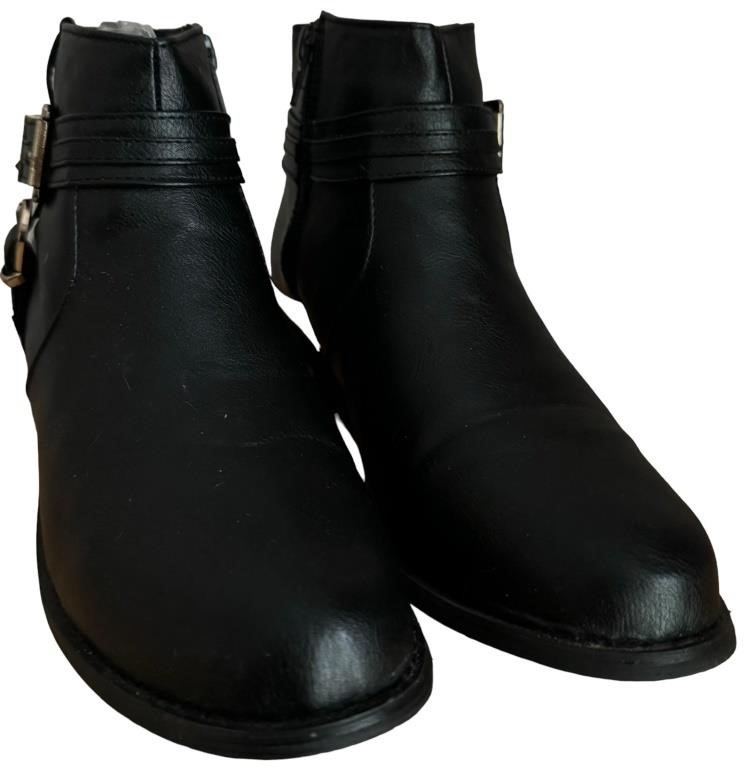 Bucco Black Leather Boots