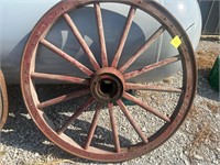 Wooden Wagon Wheel (1)